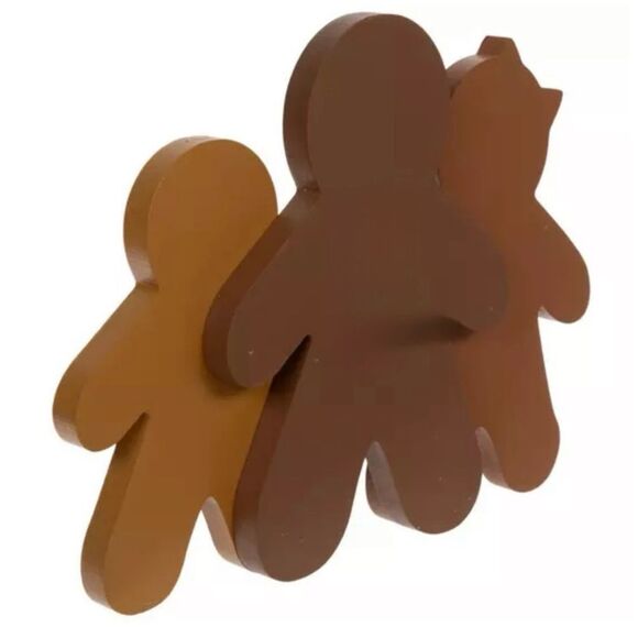 Wood Gingerbread Family Festive Gingerbread Man Decor Set - Picture 4 of 4